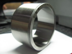 1024560